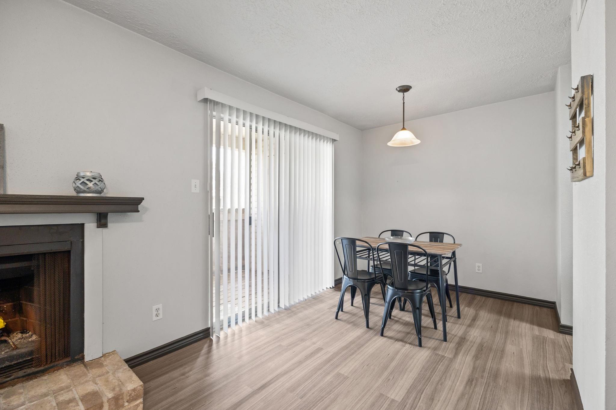 7600 Emmett F Lowry Expressway 604