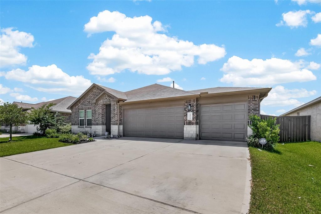 Photo of 14224 Dream Road Rd, New Caney, TX 77357 (MLS # 70970328)