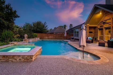 138 S Vershire Circle