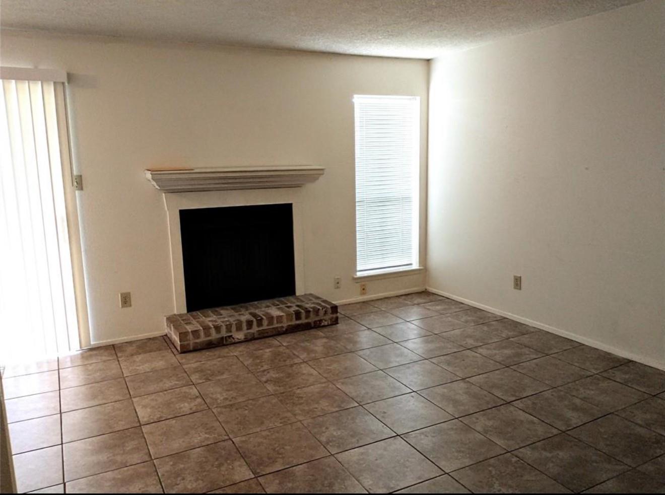 7600 Emmett F Lowry Expressway 314