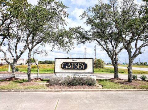Photo of 7600 Emmett F Lowry Expressway #314, Texas City, TX 77591 (MLS # 67637322)