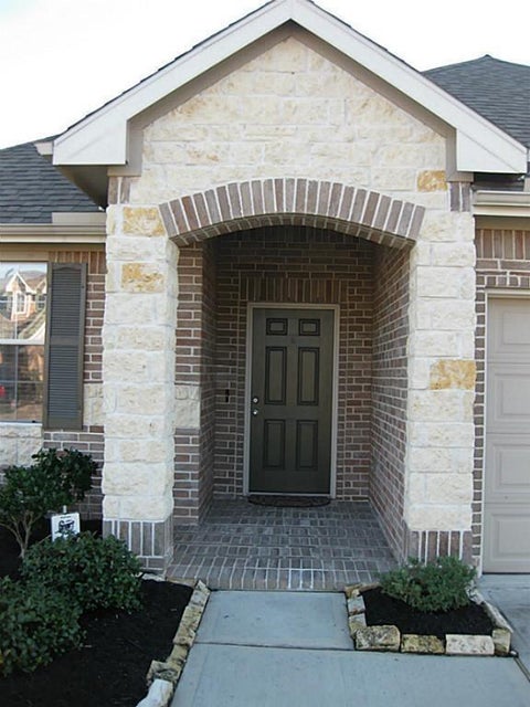 Photo of 11334 Sandstone Canyon Drive, Humble, TX 77396 (MLS # 78886308)