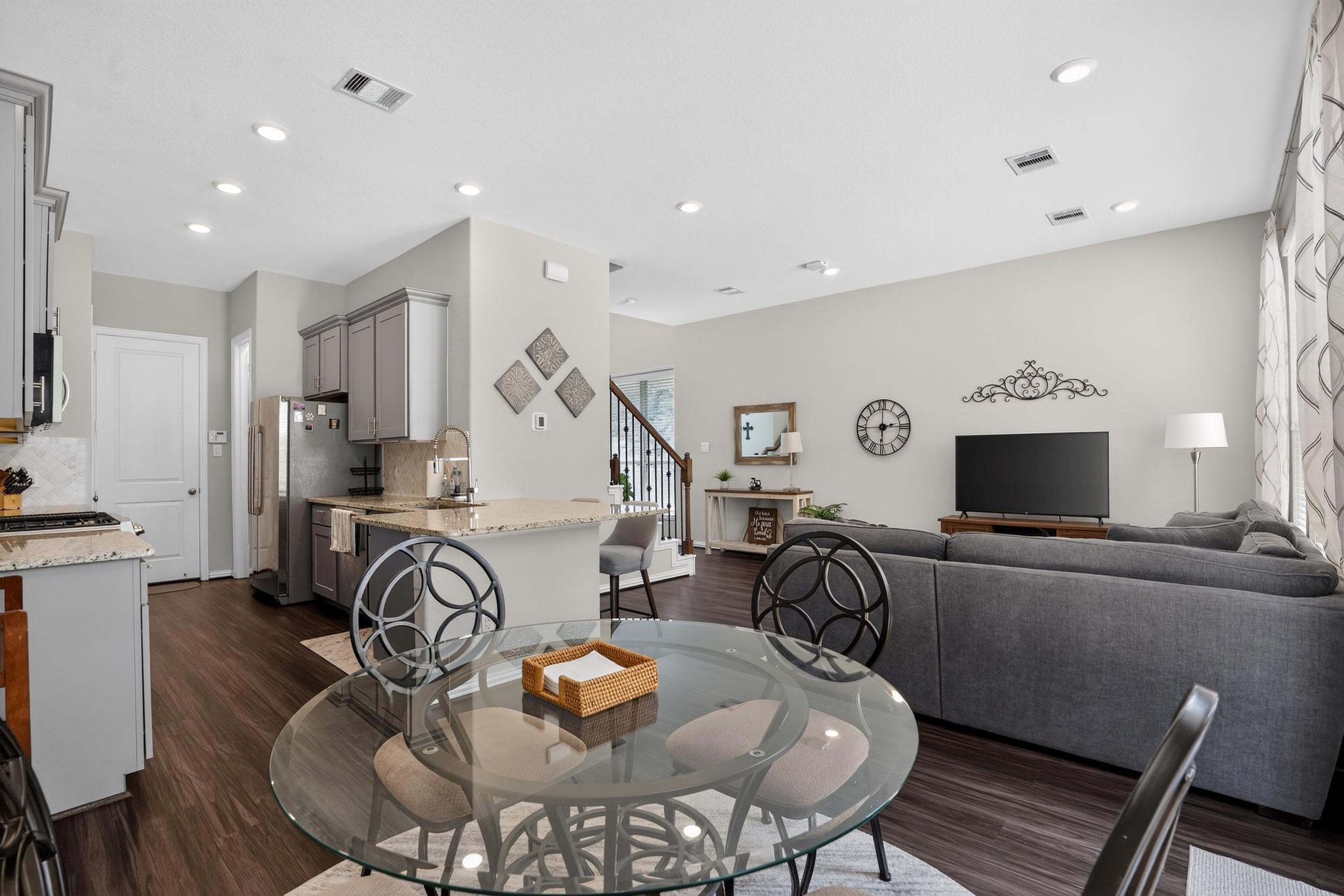 206 Moon Dance Court