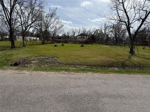 Photo of 2430 Lone Oak Road, Houston, TX 77093 (MLS # 41531907)