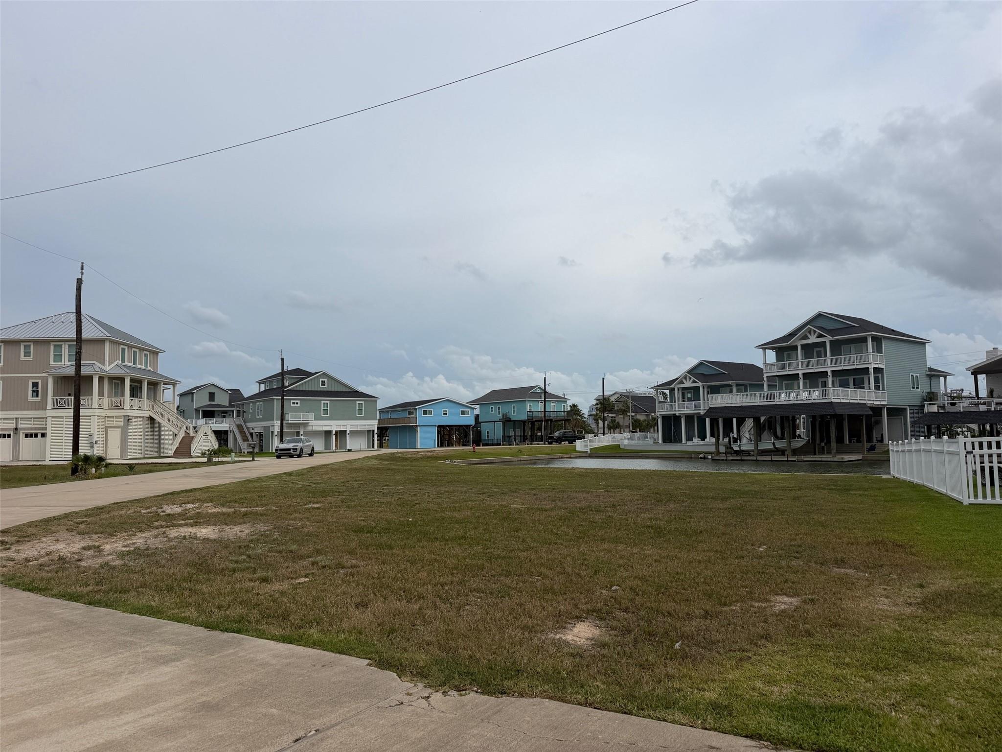 411 Neptune Circle