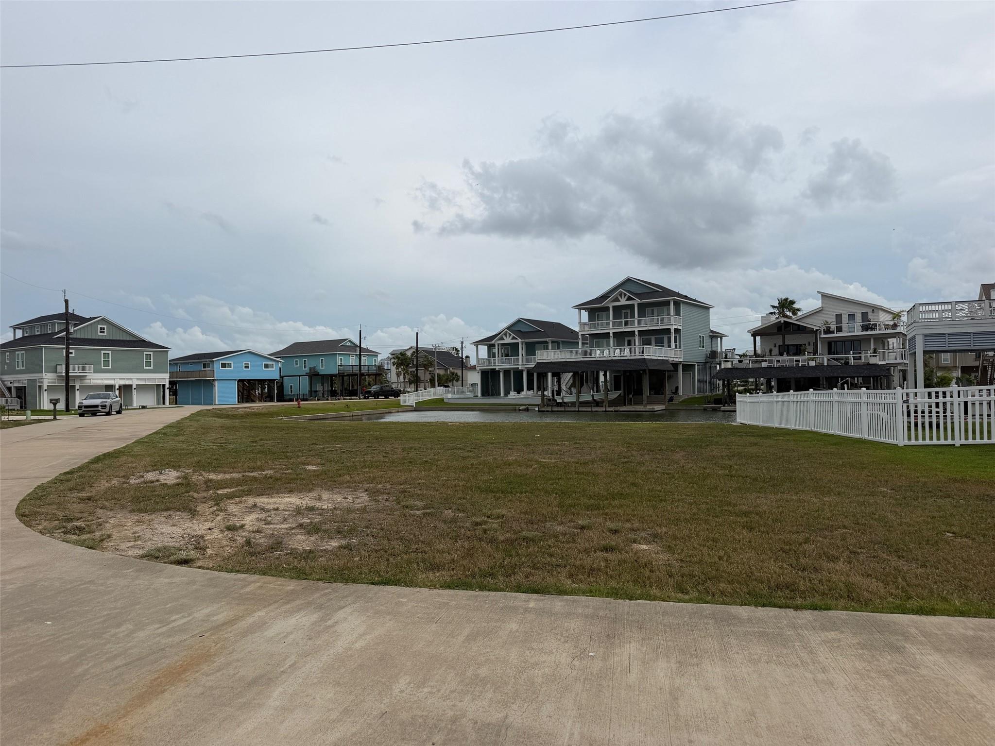 411 Neptune Circle