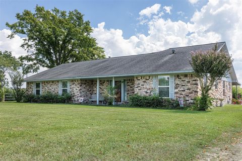 Photo of 1100 Anderson Lane, Brenham, TX 77833 (MLS # 94501660) Photo of 1100 Anderson Lane, Brenham, TX 77833 (MLS # 94501660)