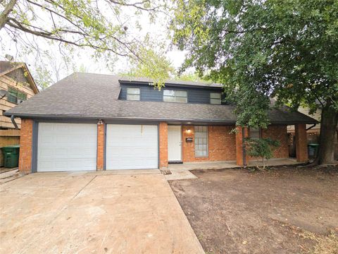 Photo of 5607 Grace Point Lane, Houston, TX 77048 (MLS # 41326802)