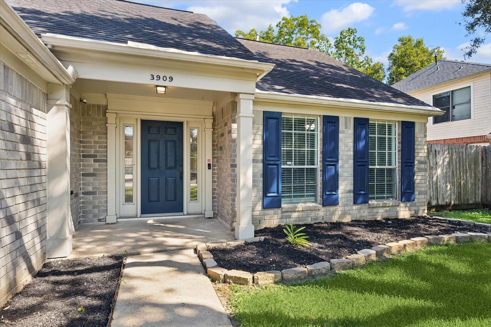 3909 Greenwood Drive