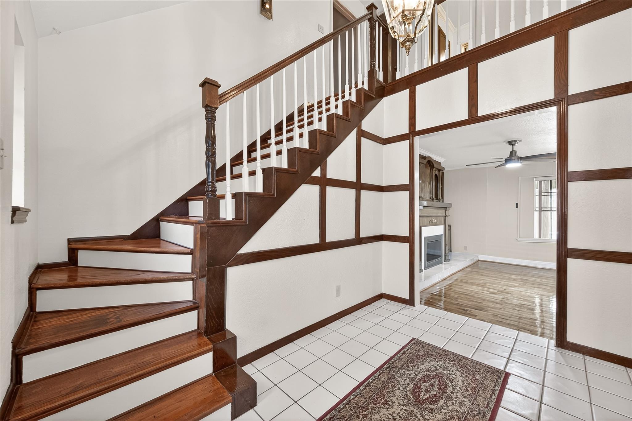 607 E Cypresswood Drive