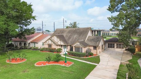 Photo of 607 E Cypresswood Drive, Spring, TX 77373 (MLS # 16595543)