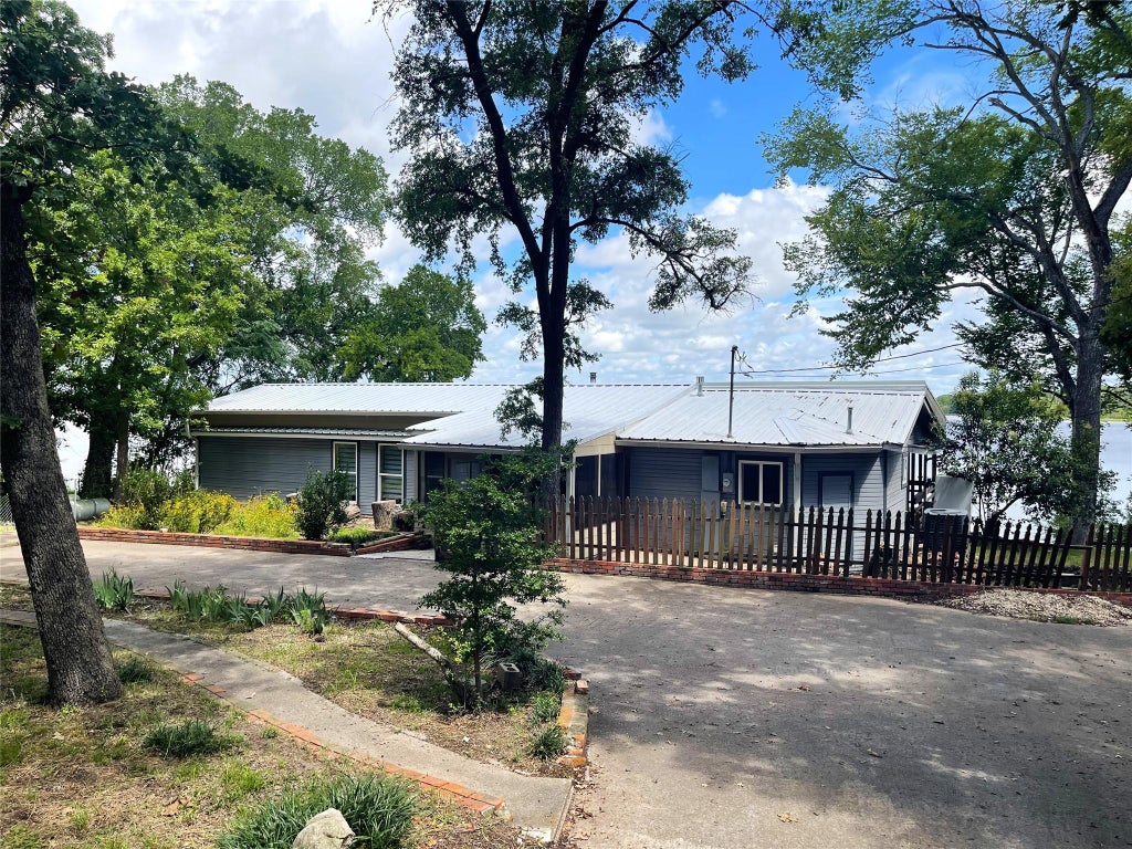 Photo of 346 Lcr Redbud A, Mexia, TX 76667 (MLS # 77675613)