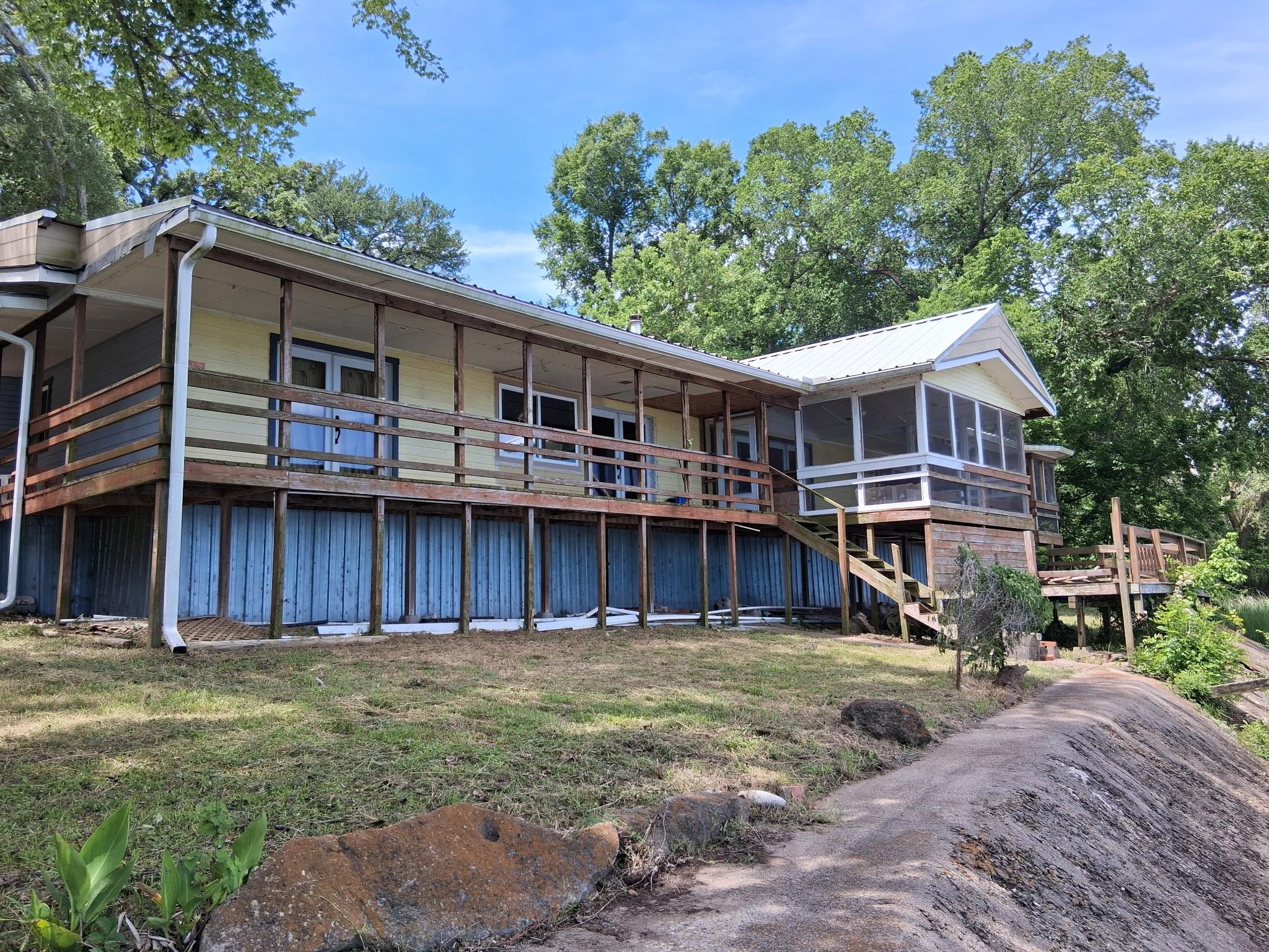 346 Lcr Redbud A