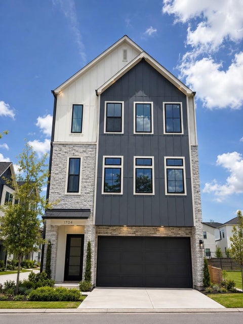 Photo of 8712 Padua Lane, Houston, TX 77055 (MLS # 38121047)
