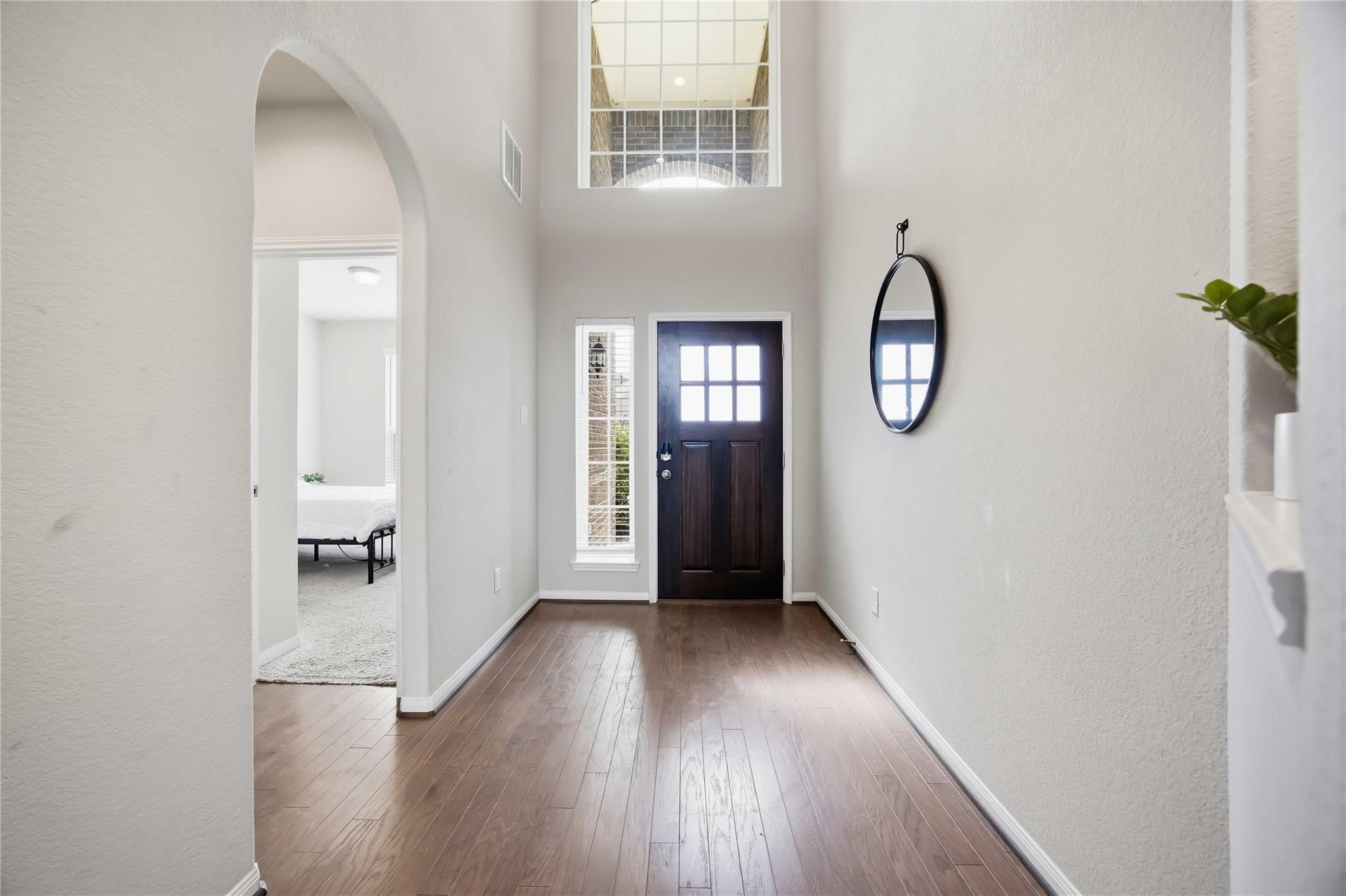 7606 Cottonwood Falls Drive