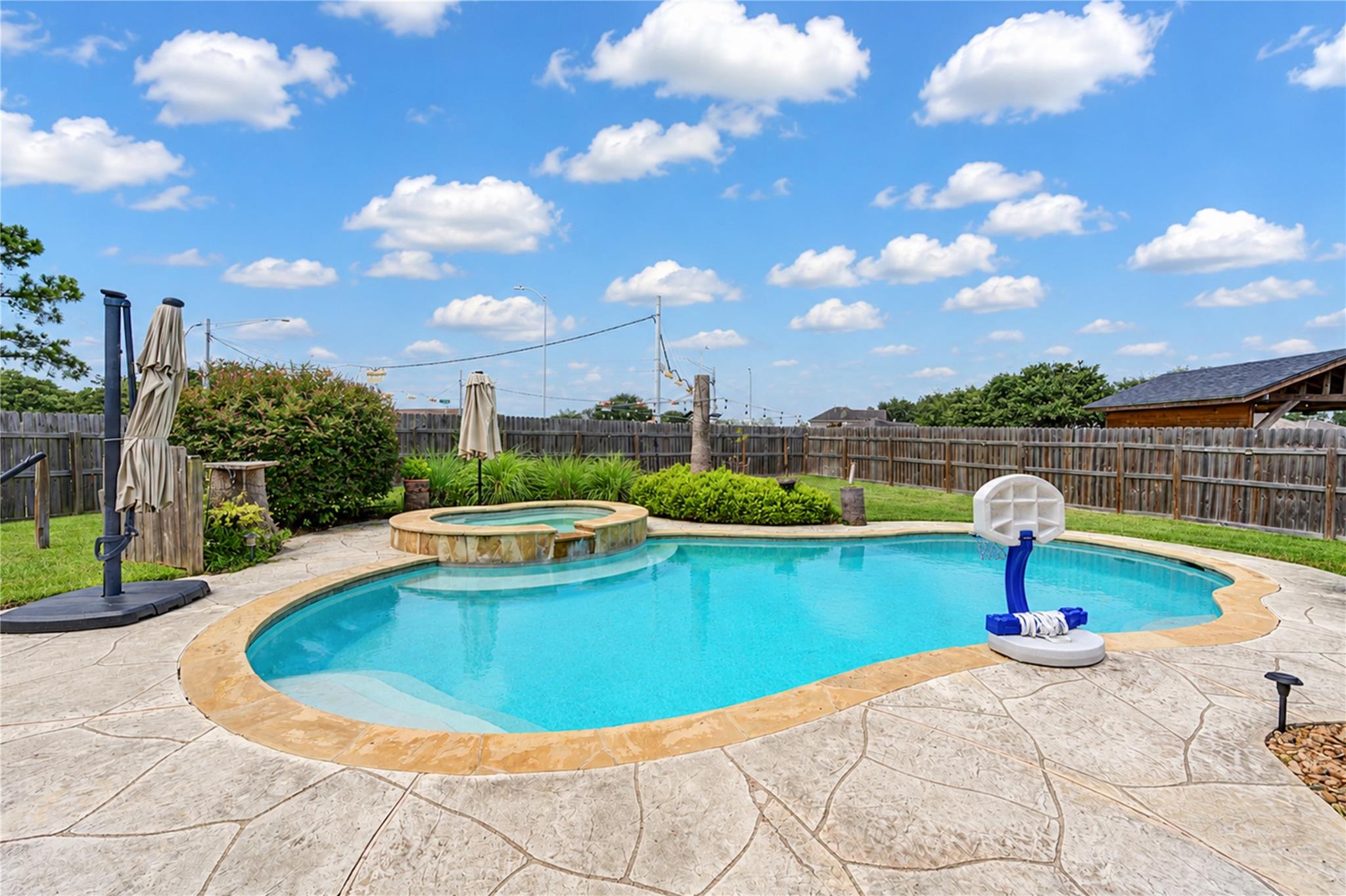 2711 Sabal Palms Court
