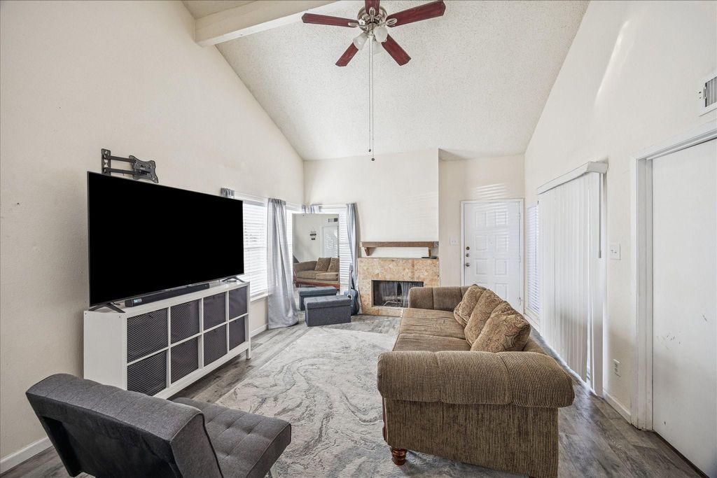 Photo of 6317 Peacock Hills Drive, Houston, TX 77035 (MLS # 78595039)