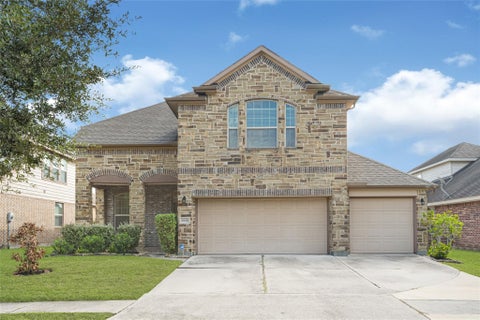 Photo of 6806 Hunters Trace Lane, Baytown, TX 77521 (MLS # 6982376)