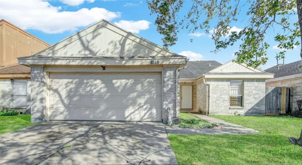 Photo of 6115 Briar Glade Drive, Houston, TX 77072 (MLS # 12122557)