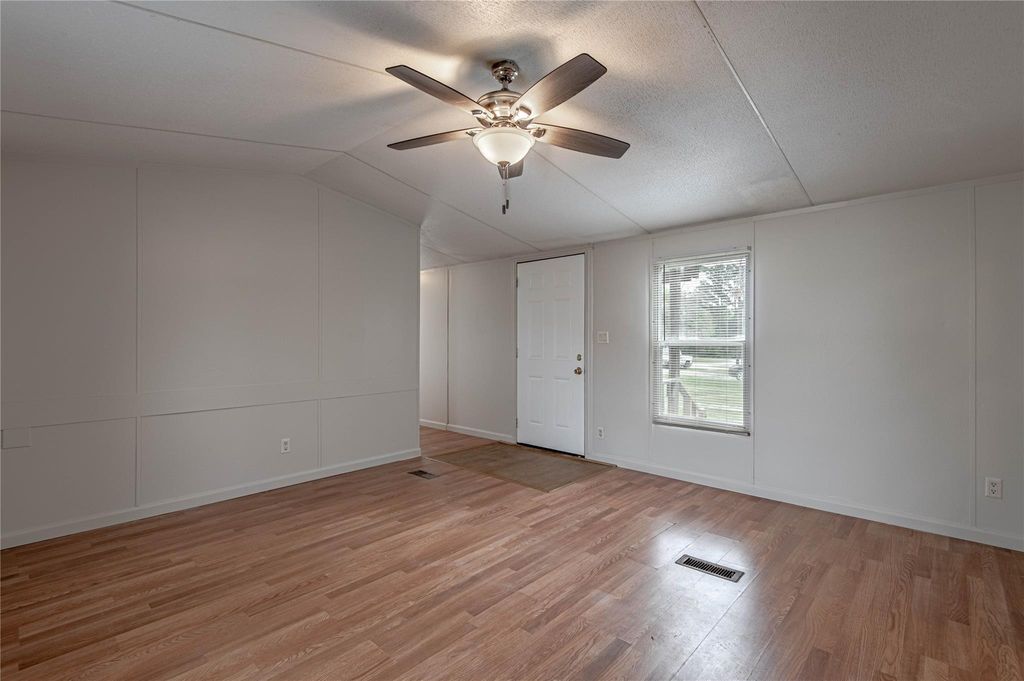 Photo of 1961 Quality Boulevard #15, Huntsville, TX 77340 (MLS # 94958853)
