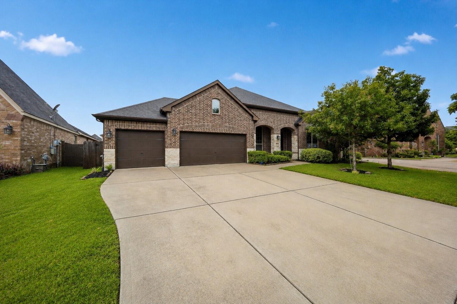 507 Summer Arbor Cir Circle
