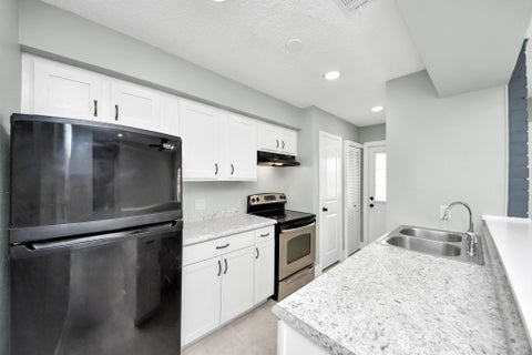 Photo of 9458 Neuens Road #9458, Houston, TX 77080 (MLS # 68620621)