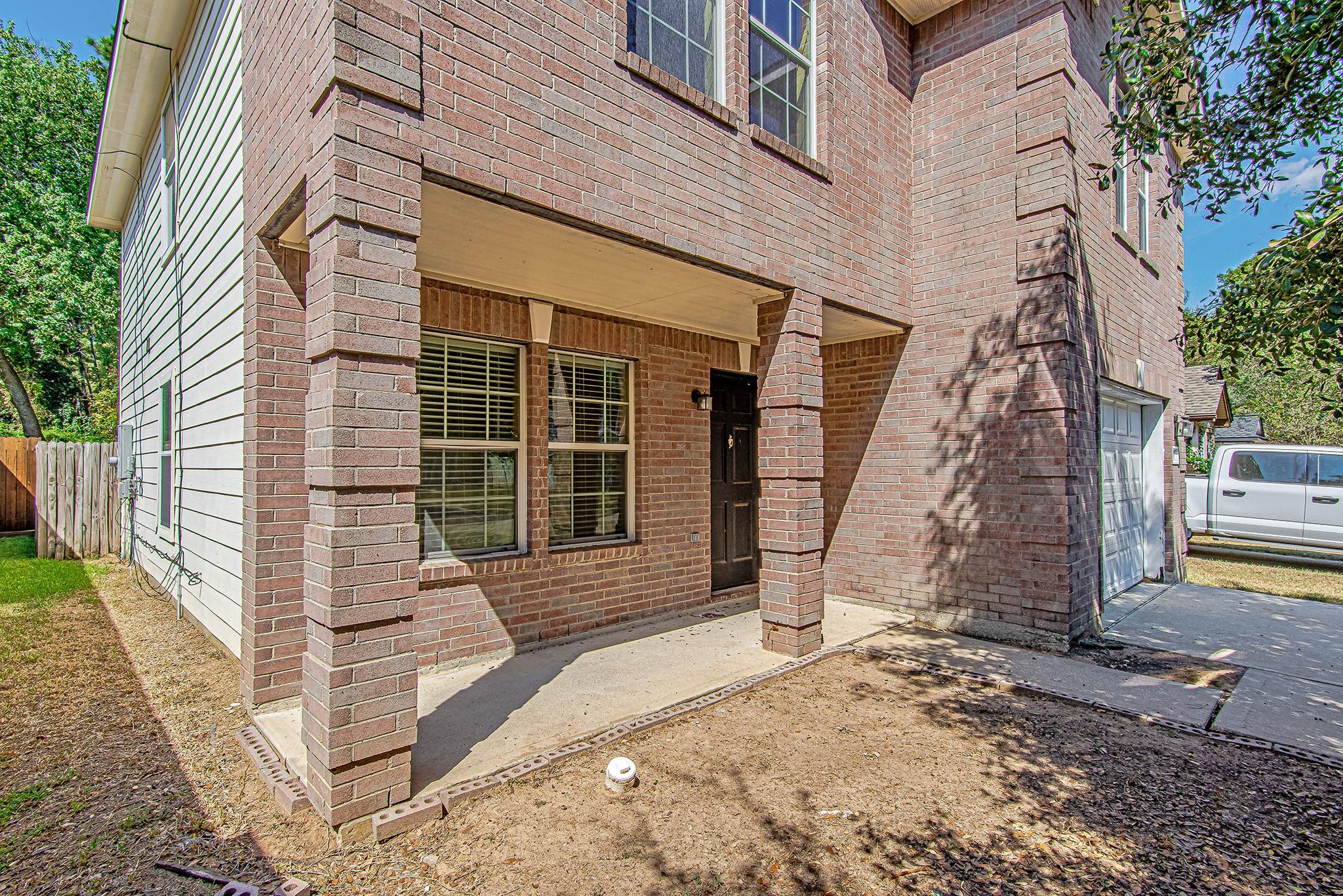 22815 Red Leo Lane