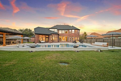 Photo of 7714 Long Shadows Drive, Sugar Land, TX 77479 (MLS # 9704042)