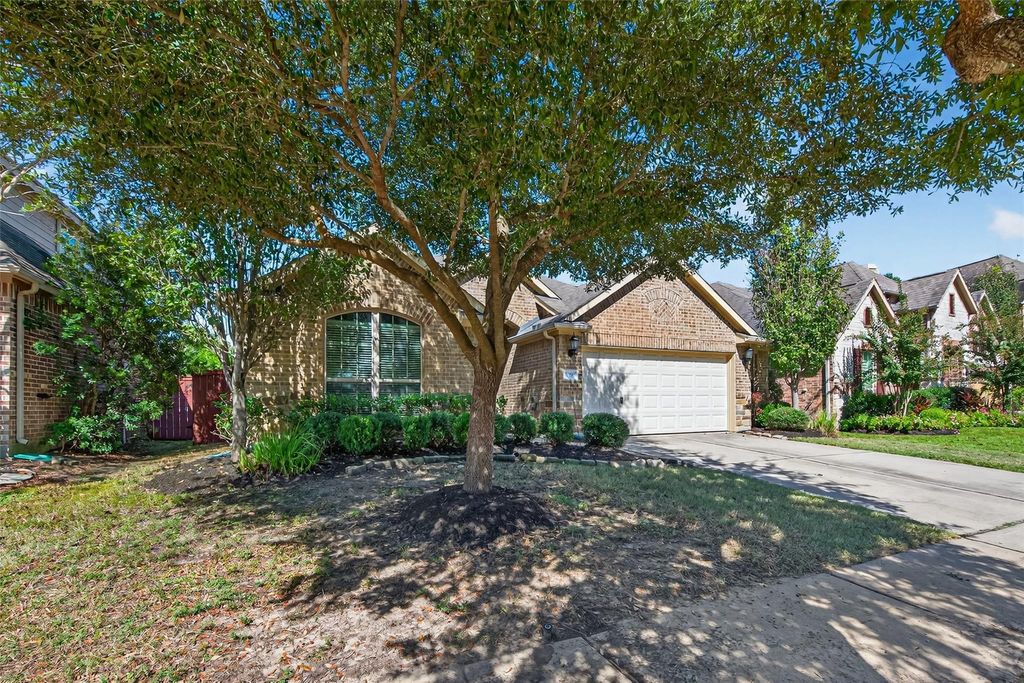 Photo of 22757 Whispering Timbers Way, Kingwood, TX 77365 (MLS # 41558100)
