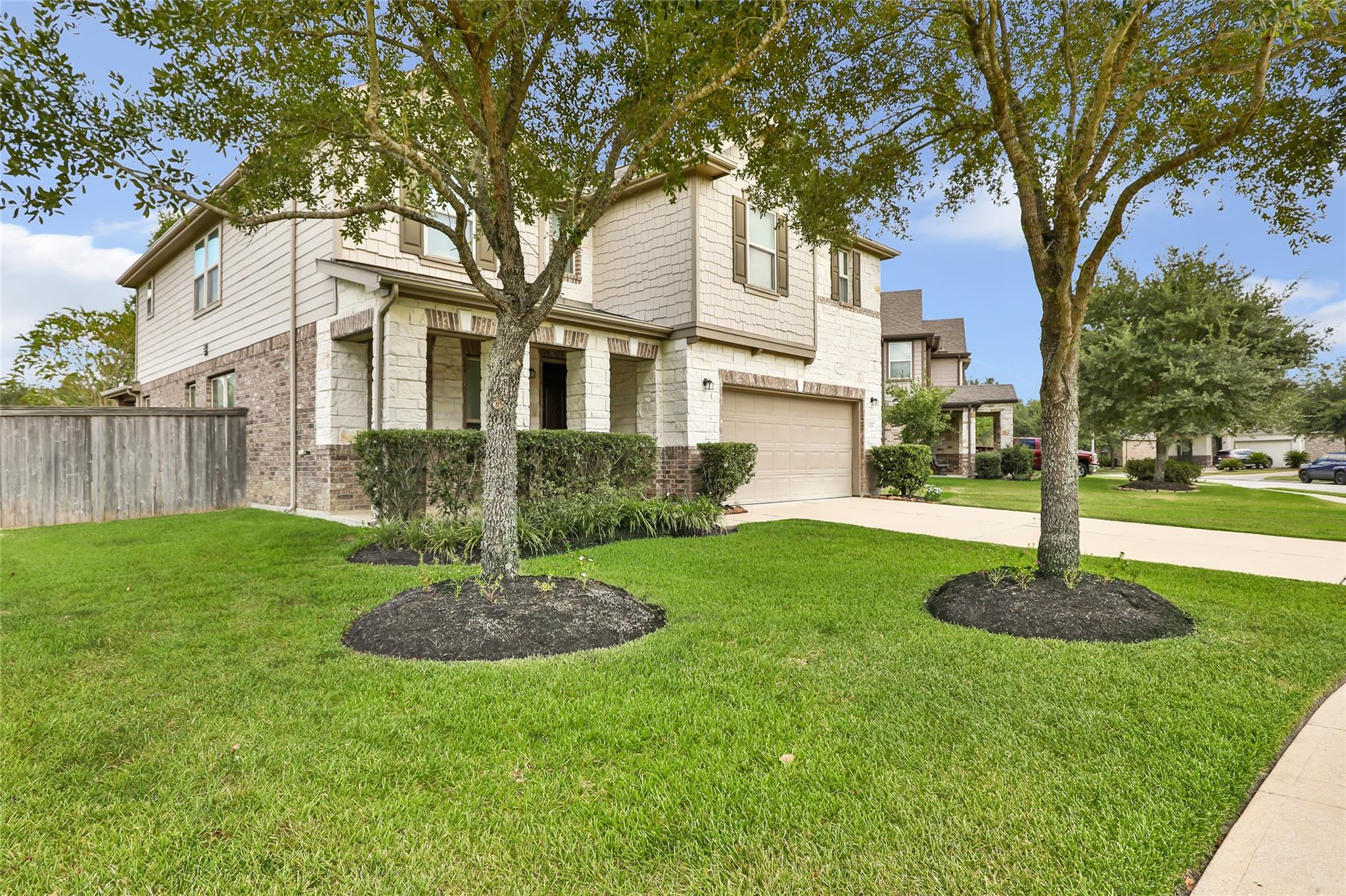 10318 Peeble Trail Court