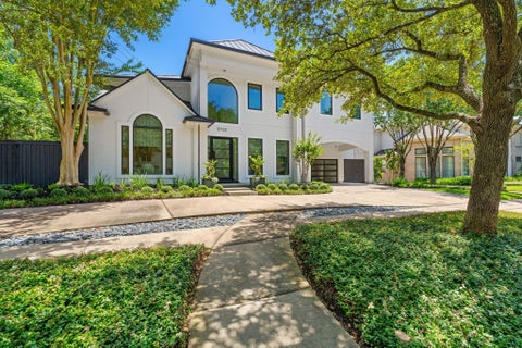 Photo of 3703 Wroxton Road, West University, TX 77005 (MLS # 75728939)