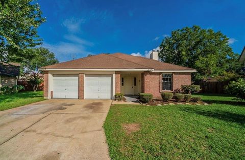 Photo of 2714 Owens Cross Drive, Houston, TX 77067 (MLS # 56515896)