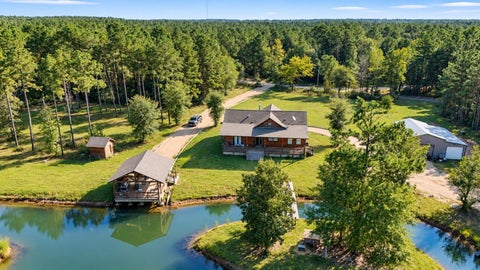 Photo of 214 Hunters Hill Road, Oakhurst, TX 77359 (MLS # 17923405)