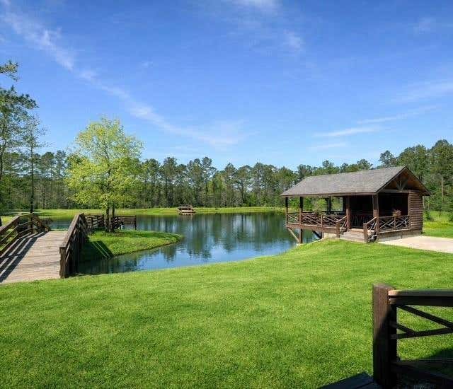 Photo of 214 Hunters Hill Road, Oakhurst, TX 77359 (MLS # 17923405)