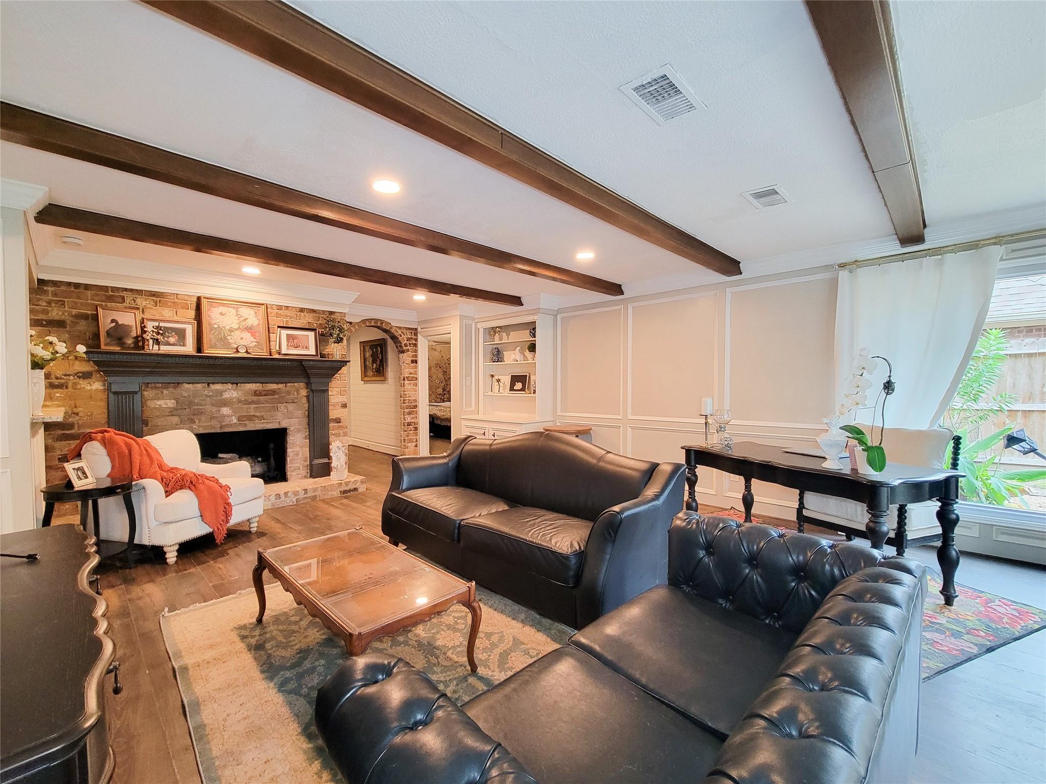 8423 Burwood Park Drive