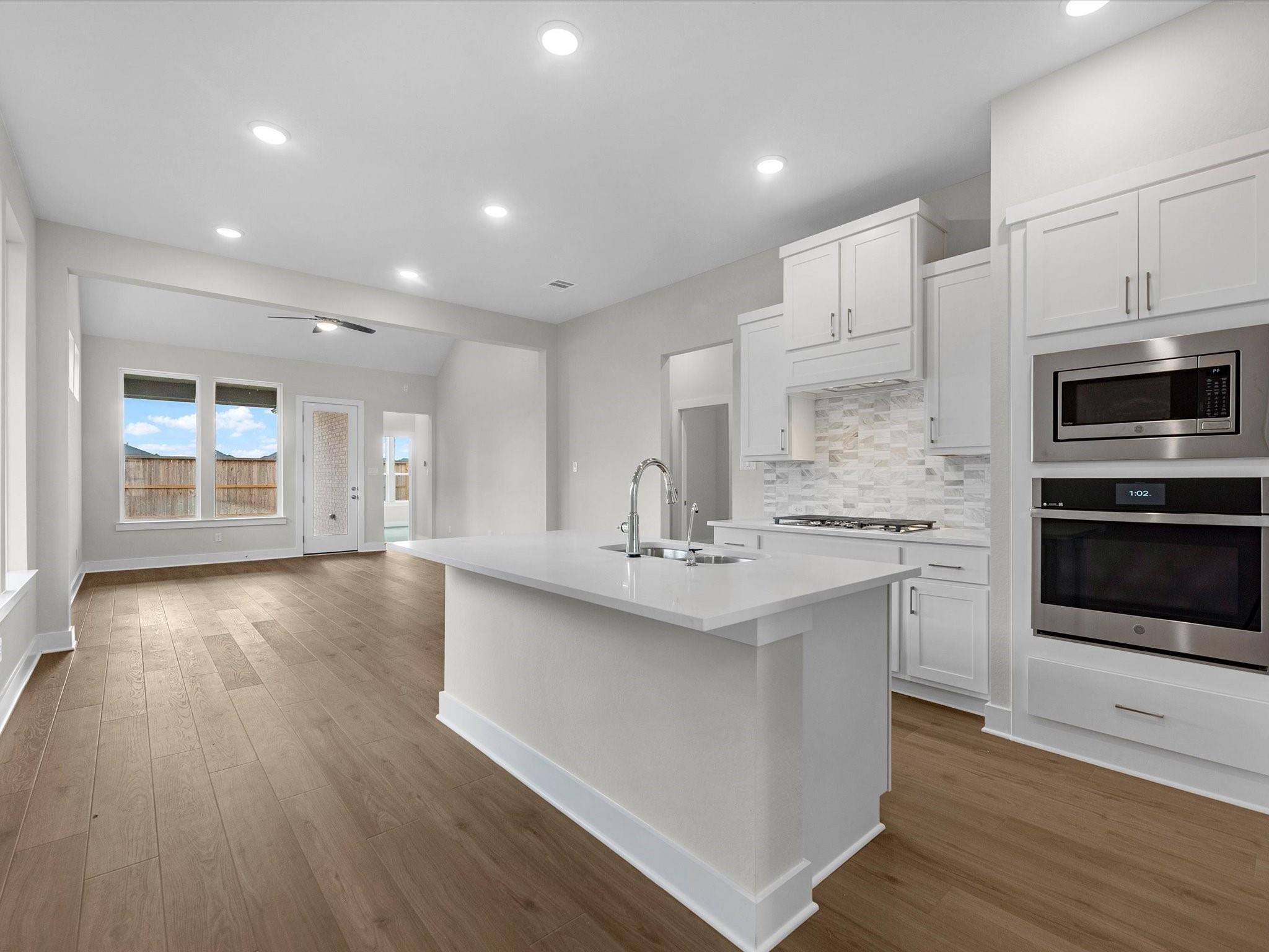 9627 Poinsettia Haven Lane