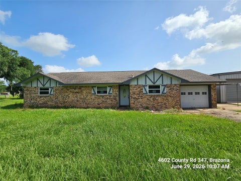 Photo of 4602 County Road 347, Brazoria, TX 77422 (MLS # 5154159)