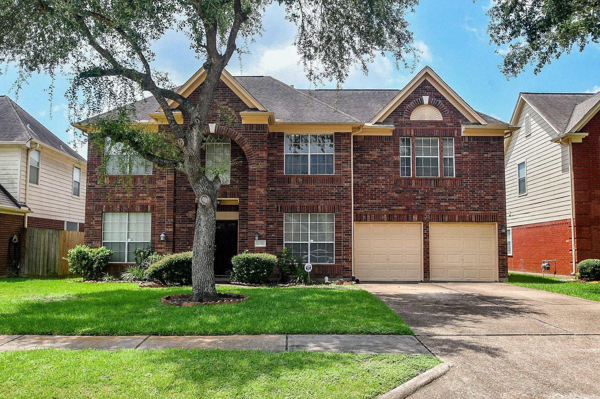 15715 Brookwood Lake Place
