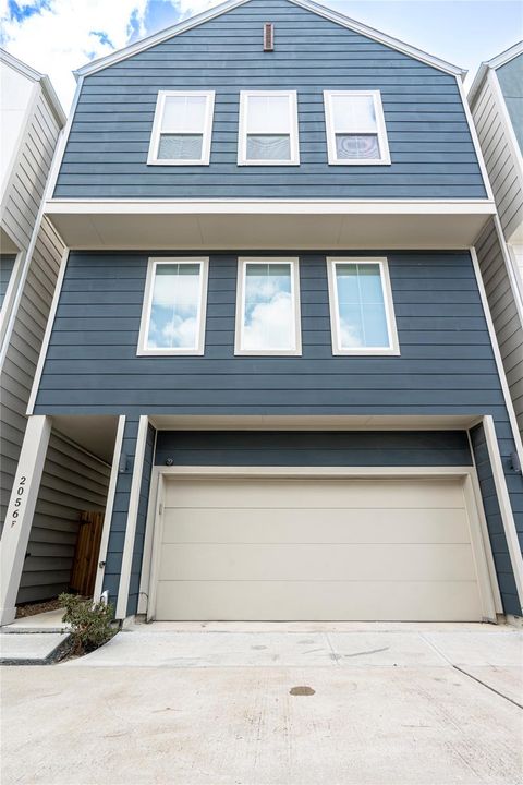 Photo of 2056 Johanna Drive #F, Houston, TX 77055 (MLS # 6709970)