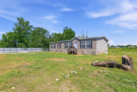 Photo of 16012 Sam Brookins Street, Sugar Land, TX 77498 (MLS # 93909573)