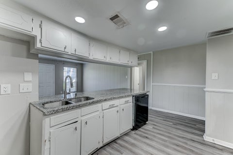 Tiny photo for 12415 Foxburo Drive, Houston, TX 77065 (MLS # 19279861)