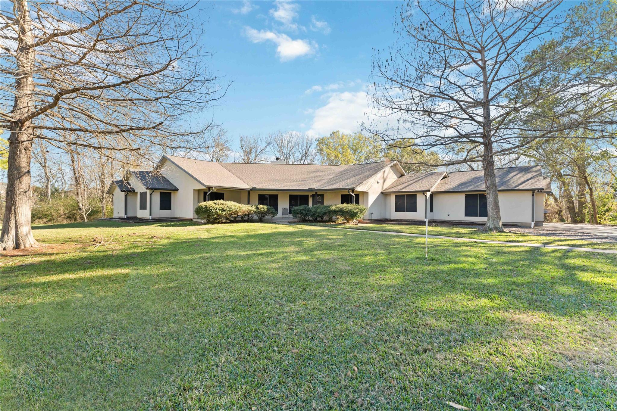 3715 Twin Forks Circle