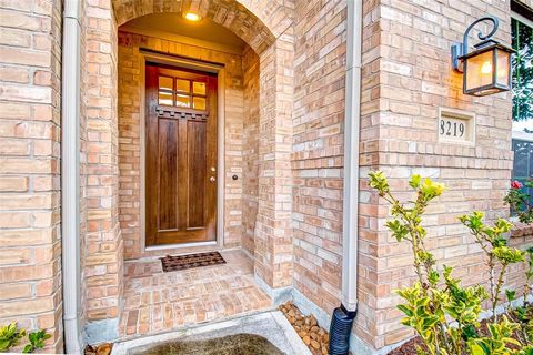 Photo of 8219 Peppervine Court, Conroe, TX 77385 (MLS # 96765034)