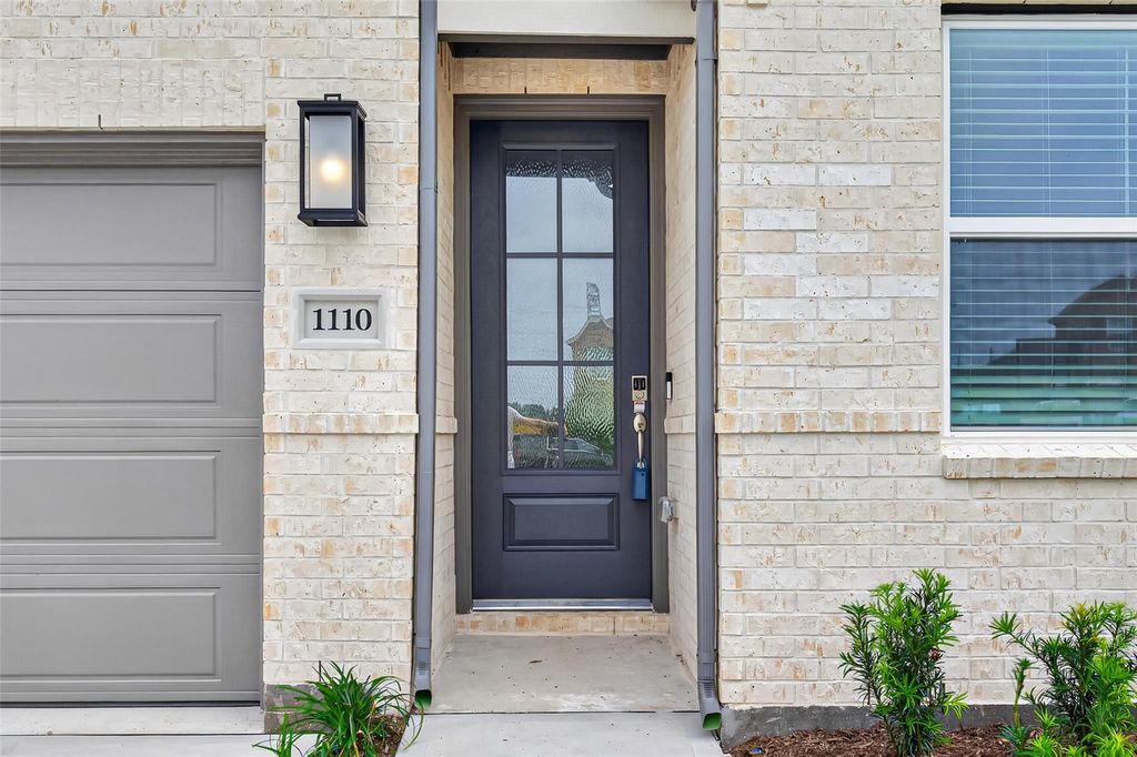 Photo of 1110 Sky Rocket Lane, Tomball, TX 77375 (MLS # 26367703)