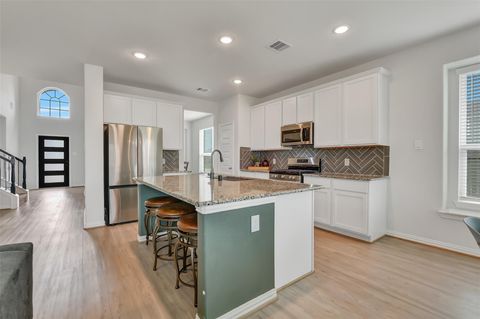 Photo of 5330 Camerford Court, Alvin, TX 77511 (MLS # 33687356)