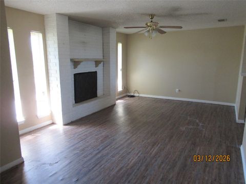 Tiny photo for 403 Lotus Street, Lake Jackson, TX 77566 (MLS # 69572719)