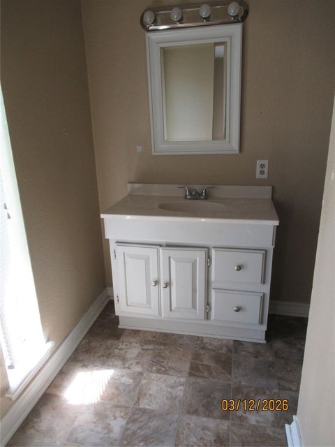 Tiny photo for 403 Lotus Street, Lake Jackson, TX 77566 (MLS # 69572719)