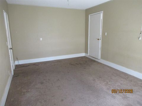 Tiny photo for 403 Lotus Street, Lake Jackson, TX 77566 (MLS # 69572719)