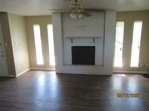 Tiny photo for 403 Lotus Street, Lake Jackson, TX 77566 (MLS # 69572719)