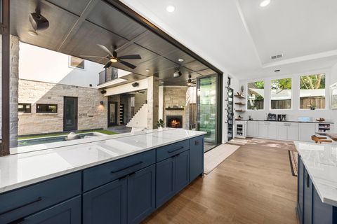 Tiny photo for 424 Redan Street, Houston, TX 77009 (MLS # 97020397)